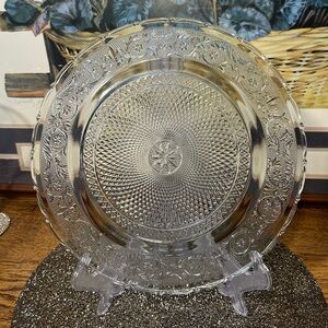 12 inch AMERICAN PROVINCIAL SANDWICH CLEAR ROUND SERVING PLATE